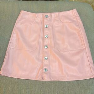 Jessica Simpson pink faux leather skirt. Women’s Size M.